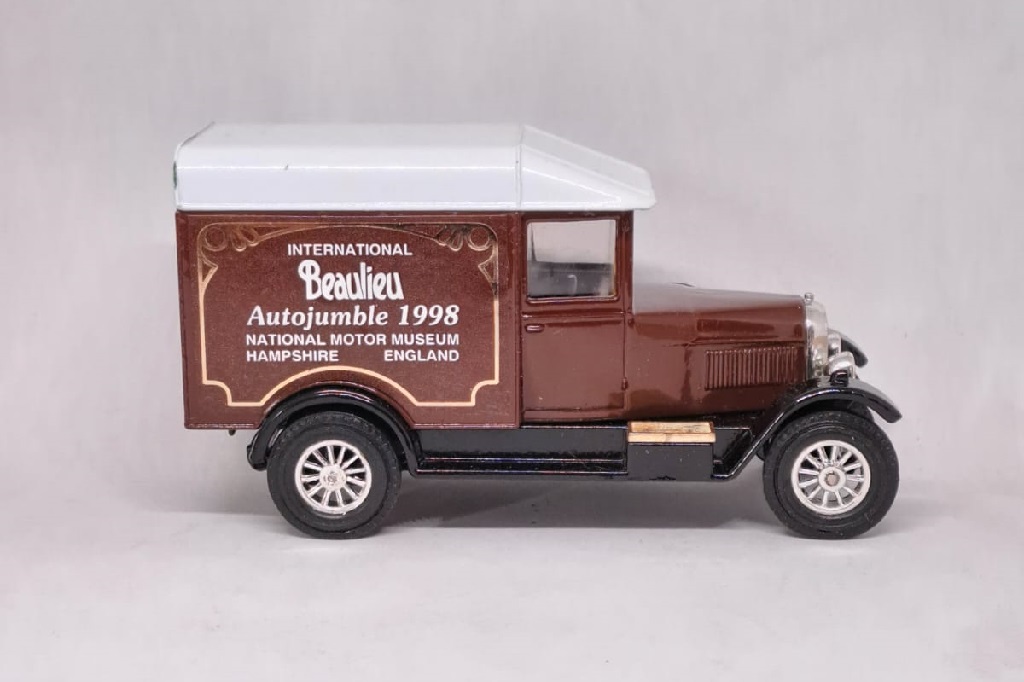 Autojumble 1998; 1929 Morris Cowley Van